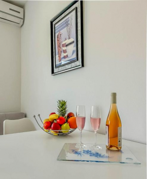 Galib 2 - newly renovated and top location near the sea and city center